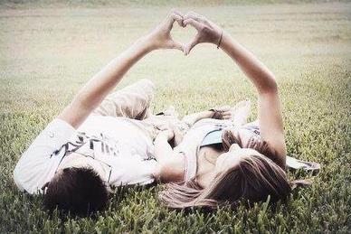 异地恋如何维持：信任与分享是感情的纽带